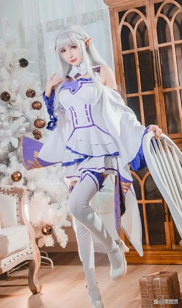 新婚妻子的Cosplay生活安卓版下载教程