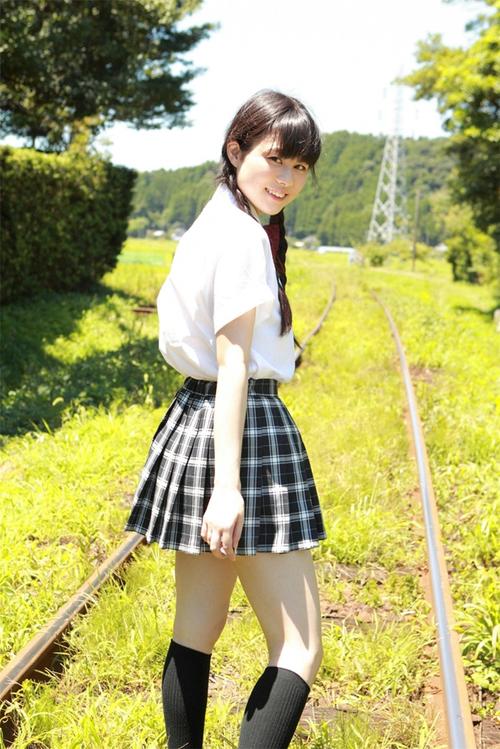 生活在诱惑之中下载地址分享 最新资源一键获取