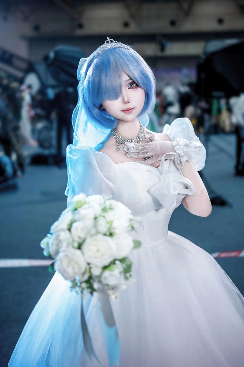 新婚妻子的Cosplay生活安卓版下载教程