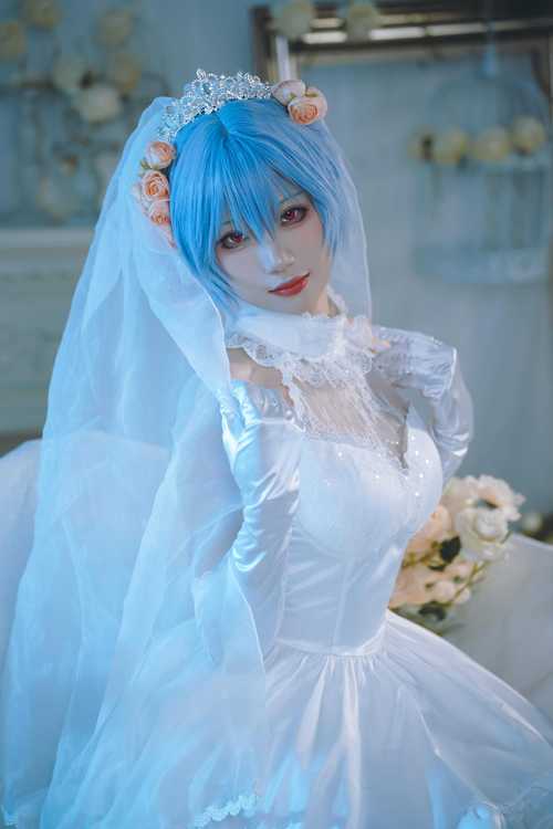 新婚妻子的Cosplay生活游戏下载 打造专属浪漫时光