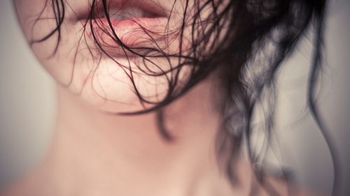 生活在诱惑之中下载地址 一键获取完整版资源