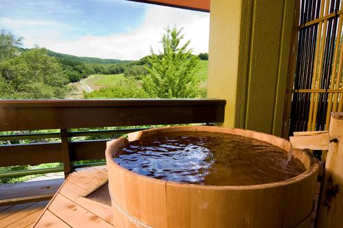 水疗中心汉化版下载最新资源一键获取