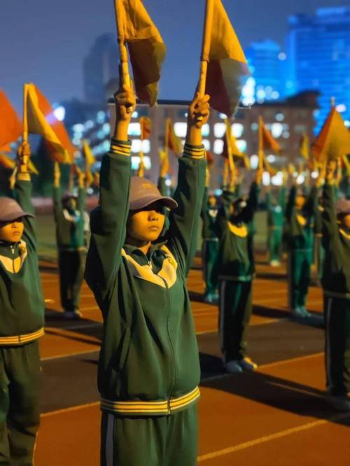 重返少年S1游戏介绍带你重温青春的热血与激情