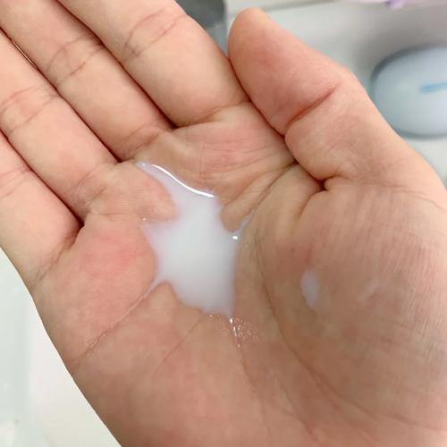 曾经欺负我的不良少年来到我的按摩店官方网站求服务