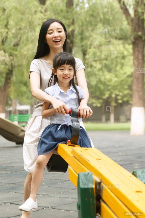 最新母三人游戏下载 亲子互动游戏精选不容错过