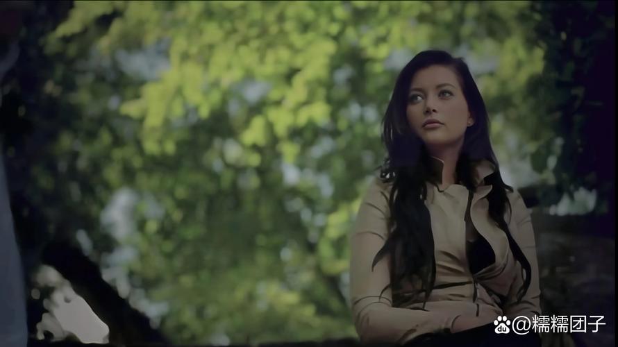 安娜激动人心的感情最新发展引热议