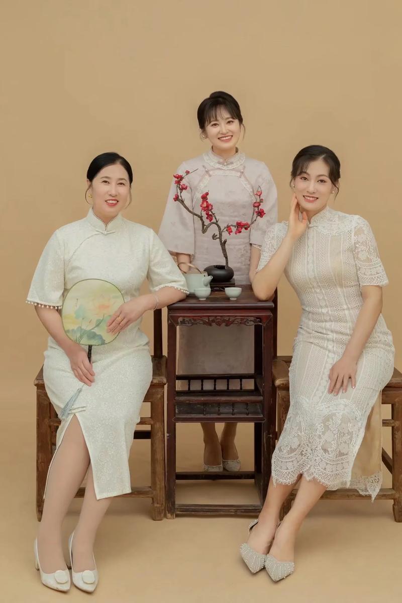 母三人官方正式版下载最新版 手机电脑都能用