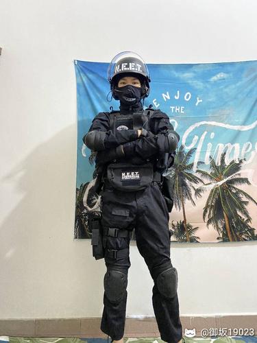 自宅警备员游戏介绍 新手必看的玩法指南