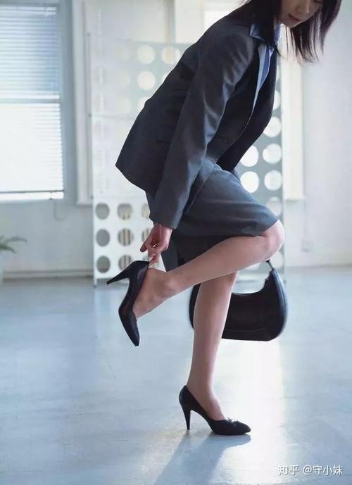 脆弱的女性官方网站为女性安全保驾护航