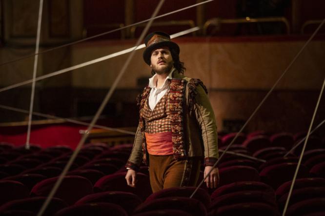 里奥娜老师的宝物更新地址