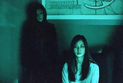 屋内有鬼官网带你探索超自然现象真相