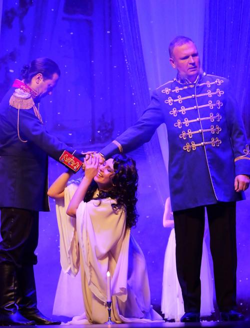 安娜激动人心的感情汉化版最新更新内容抢先看