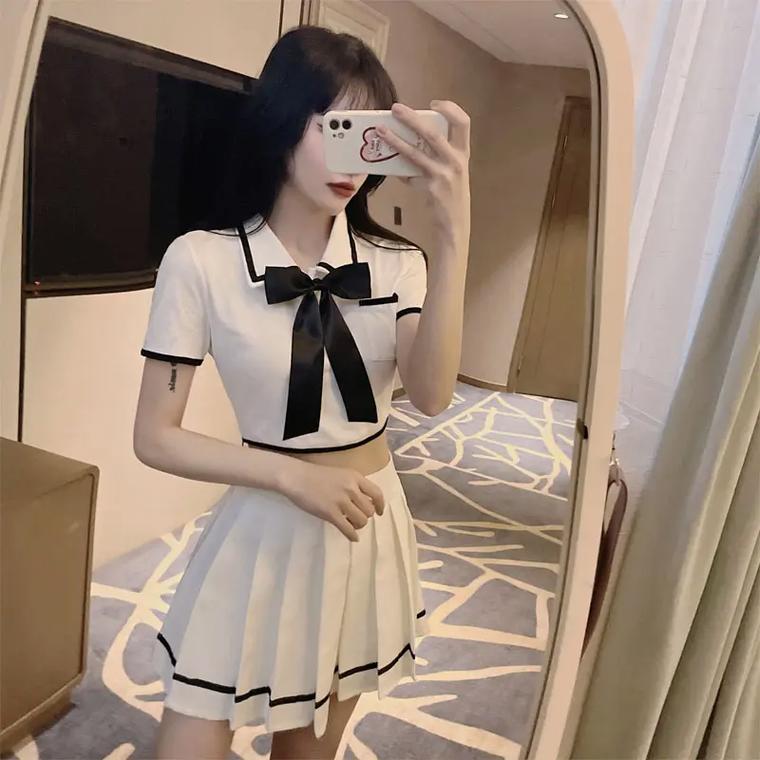 热辣可爱制服最新版本盘点，哪款最适合你