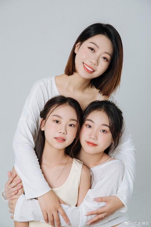 母三人版本大全热门推荐 这些版本最受欢迎