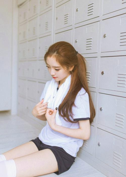 热辣可爱制服汉化版下载最新资源一键获取