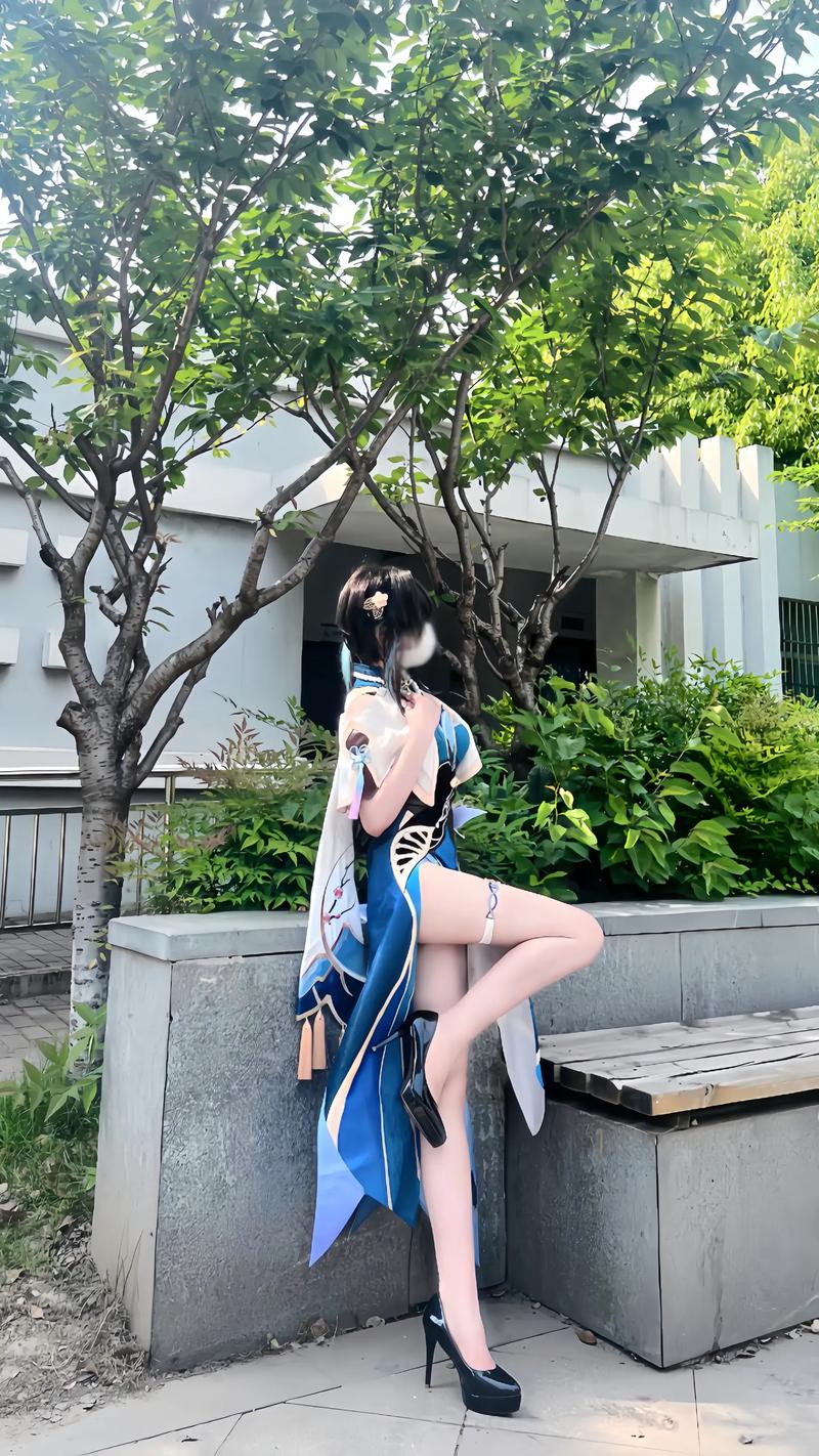 新婚妻子的Cosplay生活最新日常 从害羞到大胆的转变