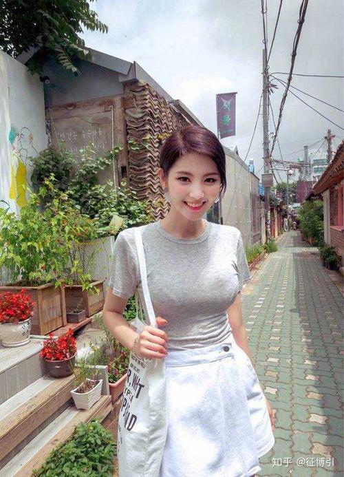 我的性感邻居如何下载 最新资源获取方法分享