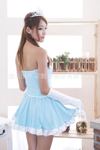 新婚妻子的Cosplay生活游戏介绍 婚后情趣体验全攻略