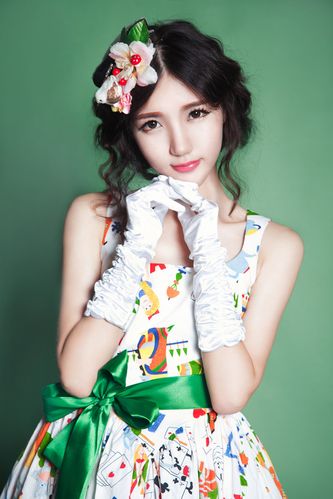 访问生活在诱惑之中官方网站了解诱惑背后的真相