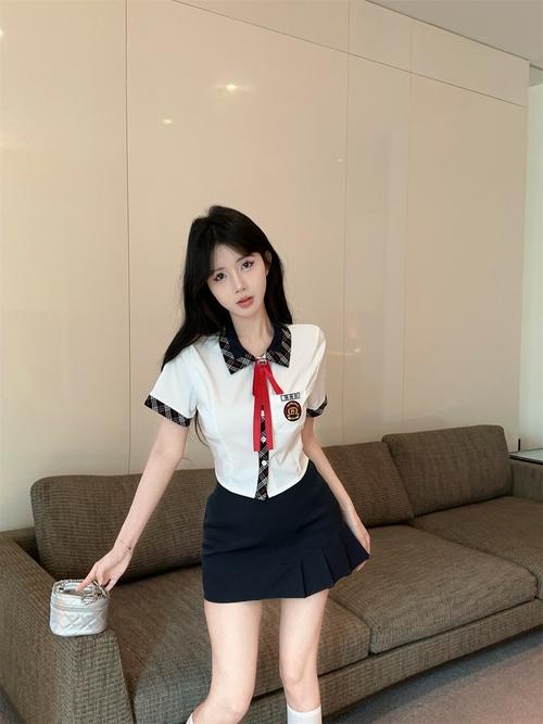 热辣可爱制服最新版本是多少教你如何快速获取