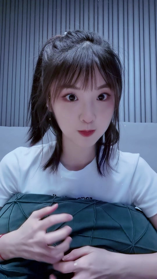 无知少女的乡村韵事官网演员表及幕后花絮